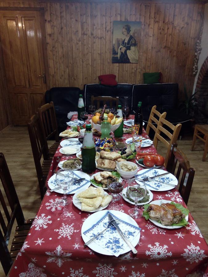 Tbilisi Downtown Guest House Buitenkant foto